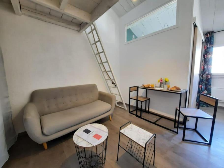 Le Petit Nid - Coeur De Ville - Clim Nimes Ngoại thất bức ảnh